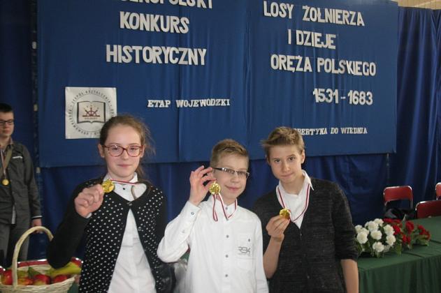 Uczniowie z Lęborka w finale Ogólnopolskiego  Konkursu  Historycznego ,,Losy żołnierza i dzieje oręża polskiego od Obertyna do Wiednia”