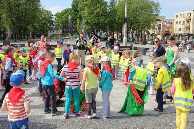 Zapraszamy dzieci na Plac Pokoju