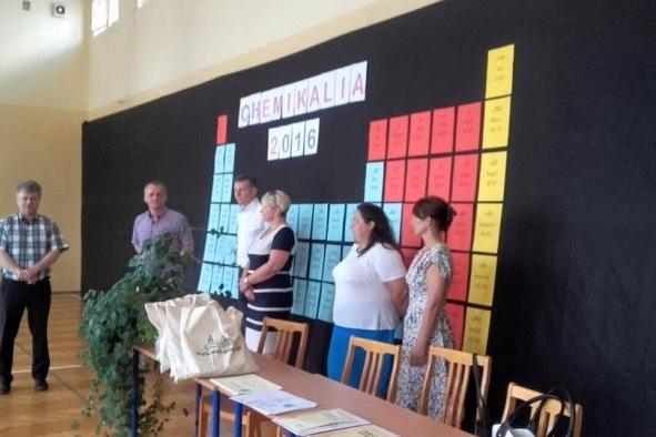 Gimnazjaliści sprawdzili wiedzę z chemii
