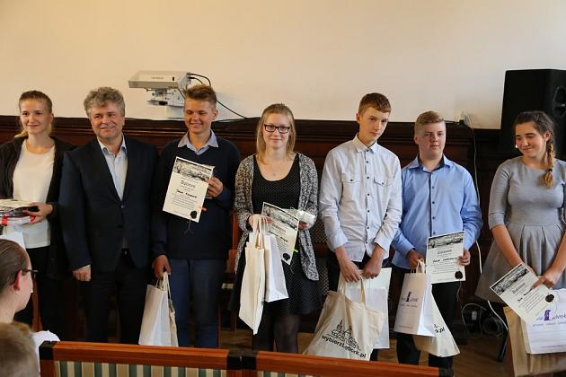 XVI Konkurs Wiedzy o Historii Ziemi Lęborskiej wyłonił  zwycięzców
