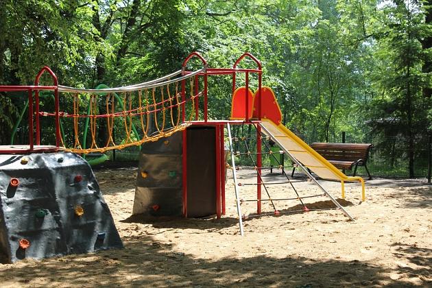 Małpi Gaj w Parku Chrobrego