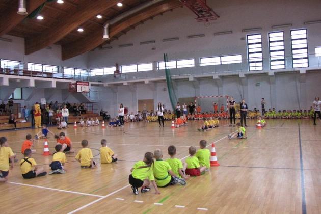 Uczniowie z lęborskich szkół rywalizowali w Konkursie Sportowym „Kto z nas lepiej i prędzej”