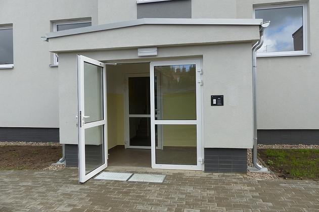 32 rodzin otrzymało klucze do nowych mieszkań przy Gierymskiego 3