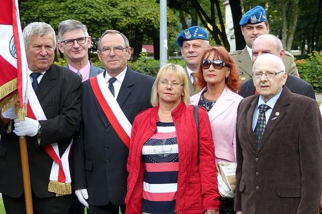 Kwiaty w Święto Wojska Polskiego