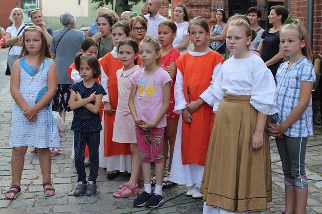 Warsztaty i pokazy tańców dawnych