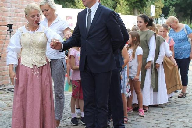 Warsztaty i pokazy tańców dawnych