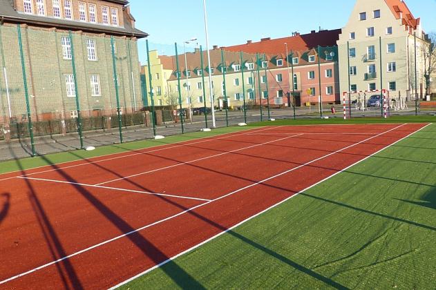 Nowe boiska i bieżnia przy Gimnazjum nr 2 i ZS nr 3