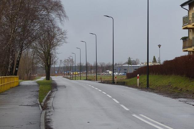 16 energooszczędnych lamp stanęło na ulicy Syrokomli