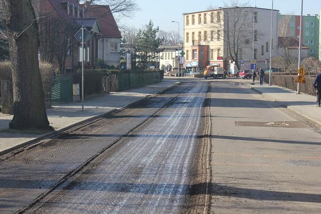 Ekspresowy remont na Armii Krajowej