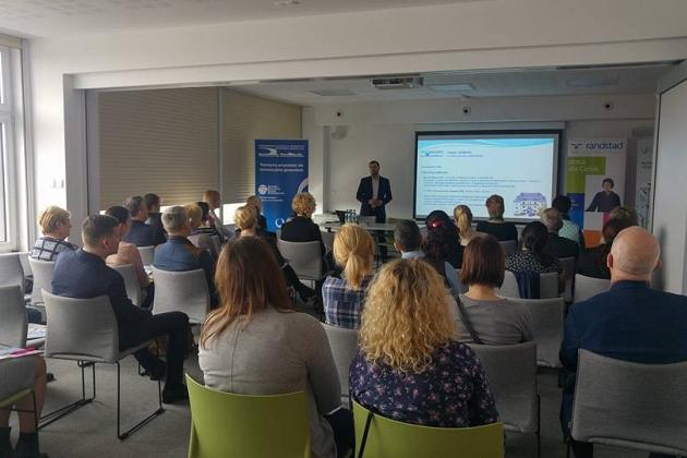 Śniadanie biznesowe z Prawem Pracy w tle