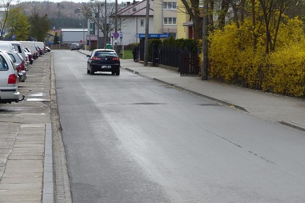 Nowy asfalt na Legionów Polskich