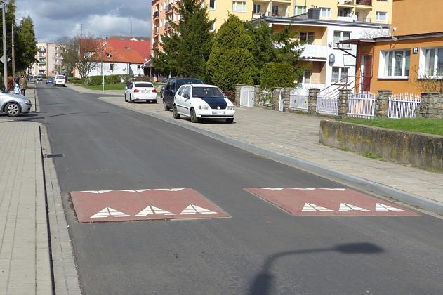 Nowy asfalt na Legionów Polskich