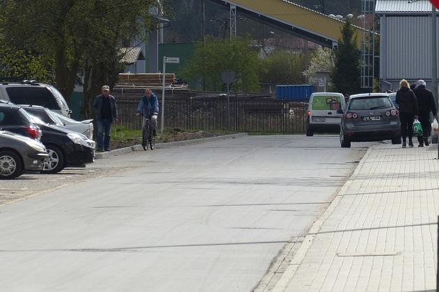 Nowy asfalt na Legionów Polskich