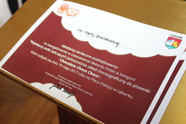 Rekord w tańczeniu układu choreograficznego do piosenki „Chocolate choco choco” pobity!