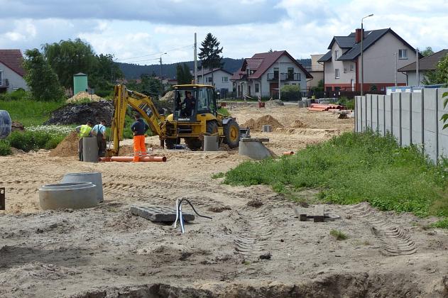 Most na Weterynaryjnej. Trwa budowa kanalizacji deszczowej