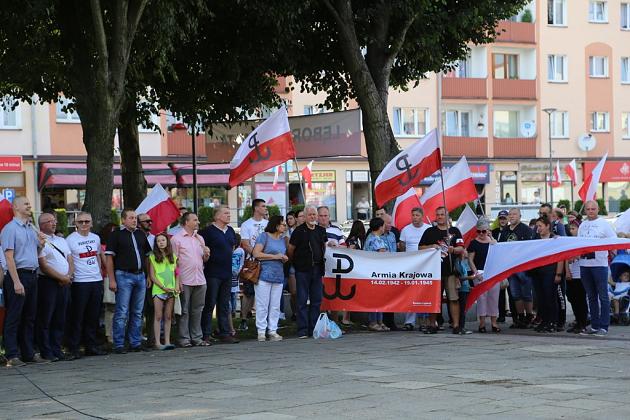 „Lębork Pamięta”. 73. Rocznica wybuchu Powstania Warszawskiego