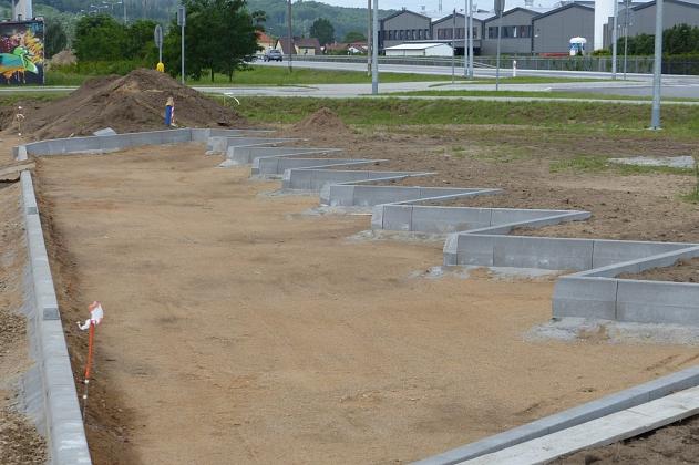 Budowa parkingu przy ul. Teligi zgodnie z harmonogramem