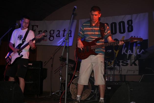 VI „Muzykalia Lęborskie” - pogo pod sceną 