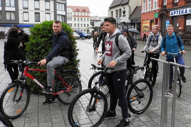 Pieszo i rowerowo z okazji Europejskiego Dnia bez Samochodu