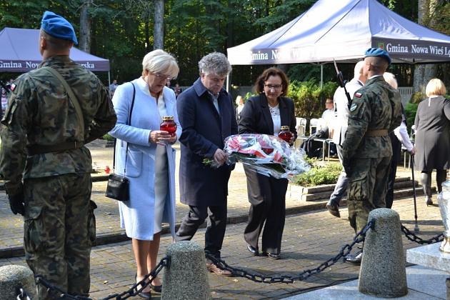 Uroczystość patriotyczno-religijna w Krępie Kaszubskiej