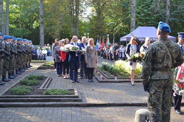Uroczystość patriotyczno-religijna w Krępie Kaszubskiej