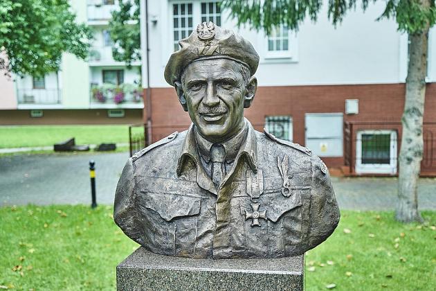 Pomnik generała Stanisława Sosabowskiego odsłonięty