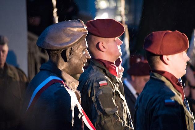 Pomnik generała Stanisława Sosabowskiego odsłonięty