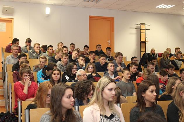 Prof. Zbigniew Machaliński o polskich Admirałach