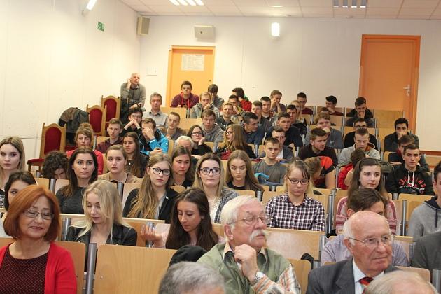 Prof. Zbigniew Machaliński o polskich Admirałach