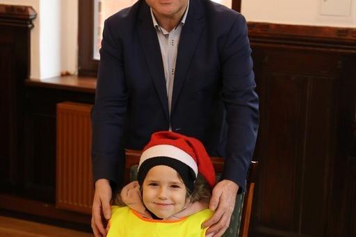 Przedszkolaki z życzeniami w Ratuszu