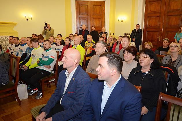 Aplikacja mobilna Endomondo - zdrowo i sportowo