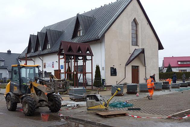 Budowa drogi i parkingu przy ulicy Kasztanowej