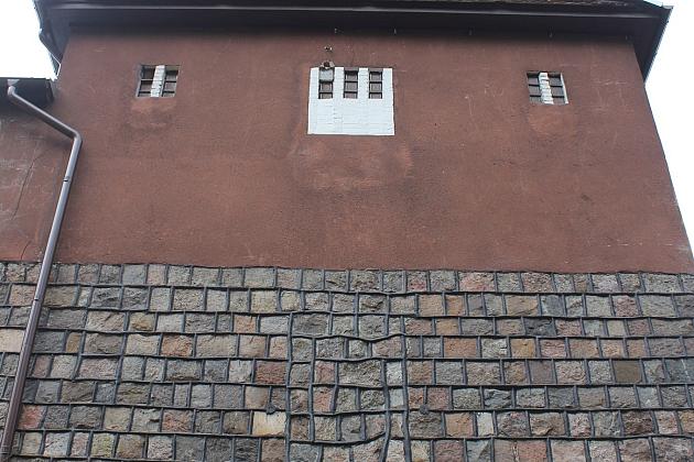 Dokopali się do fundamentów. Przebudowa Wieży Ciśnień