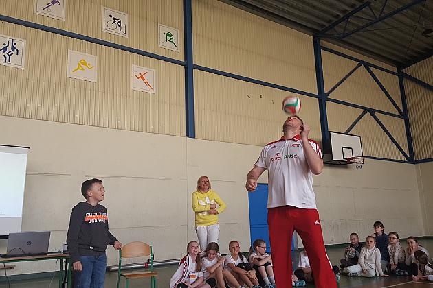 Wybitny siatkarz spotkał się z lęborskimi uczniami