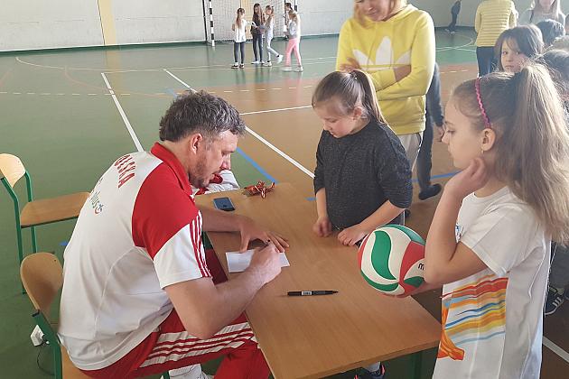 Wybitny siatkarz spotkał się z lęborskimi uczniami