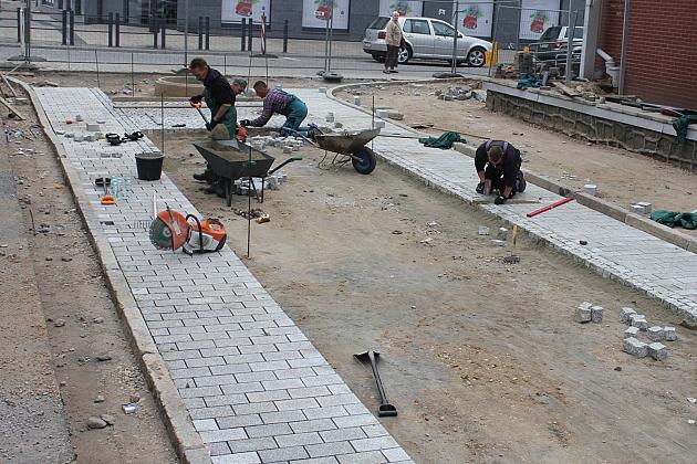 Prace brukarskie na Waryńskiego