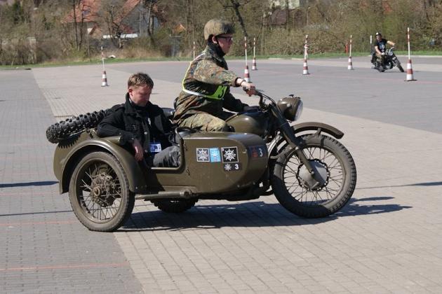Zabytkowe motocykle rywalizowały na drogach naszego powiatu