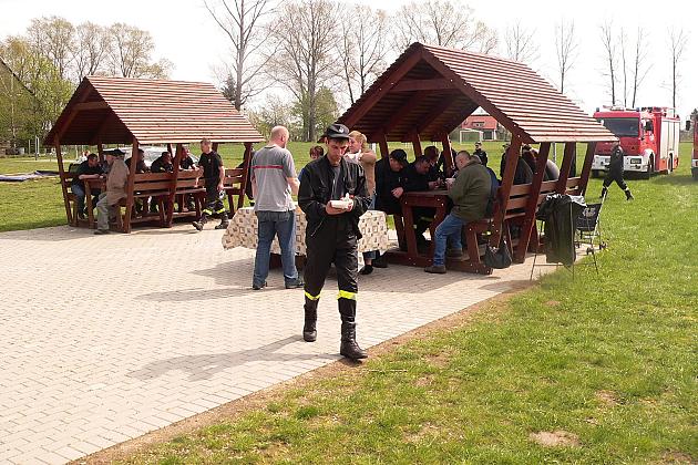 Posprzątano rzekę Łebę