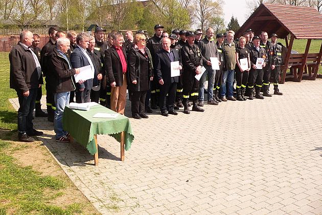 Posprzątano rzekę Łebę