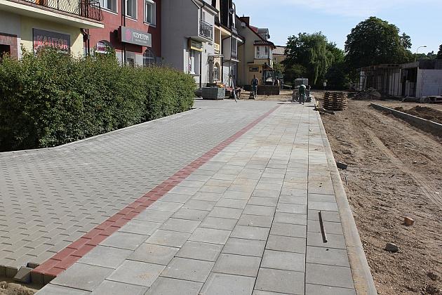 Parking w budowie. Czas na roboty brukarskie