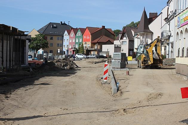 Parking w budowie. Czas na roboty brukarskie