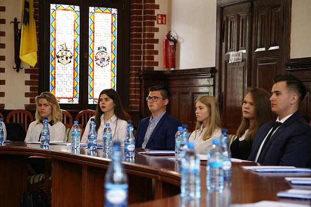 Uroczysta I Sesja III Kadencji Młodzieżowej Rady Miasta Lęborka