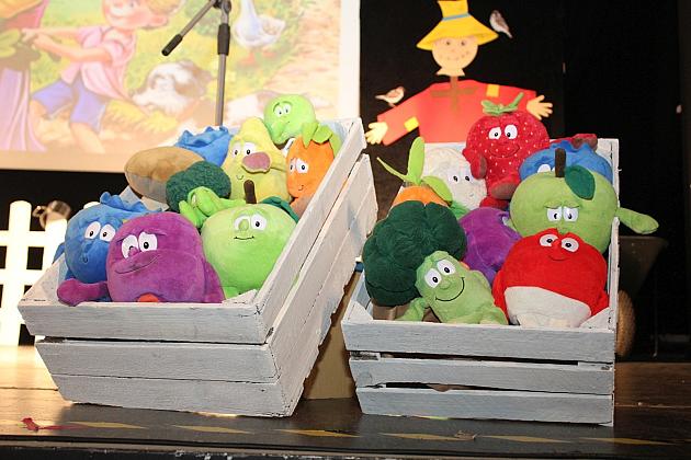 Zbierali na Hospicjum. Wystawili „Rzepkę” Juliana Tuwima