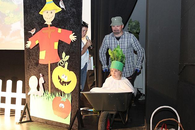 Zbierali na Hospicjum. Wystawili „Rzepkę” Juliana Tuwima