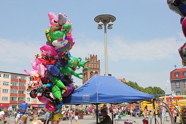 1 czerwca na placu Pokoju. Kraina dziecięcych marzeń