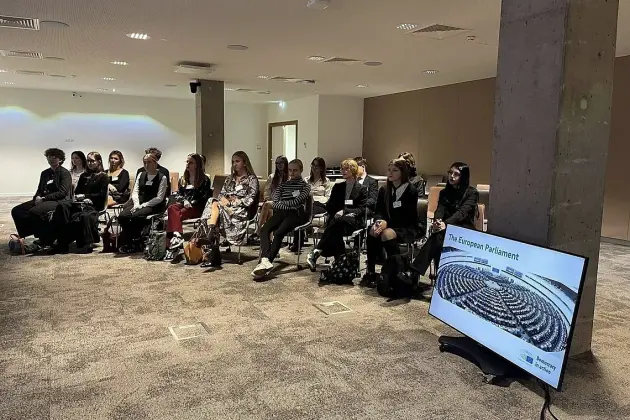 Lęborska młodzież z wizytą w Parlamencie Europejskim i partnerskim Dudelange