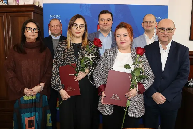 Nauczyciele z SP7 i SP8 z awansami zawodowymi