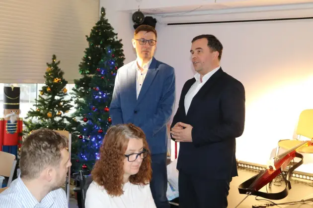 Życzenia świąteczne burmistrza dla uczestników Warsztatu Terapii Zajęciowej