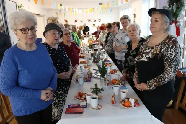 Opłatek, życzenia i kolędy – świąteczne spotkanie Ligi Kobiet Polskich