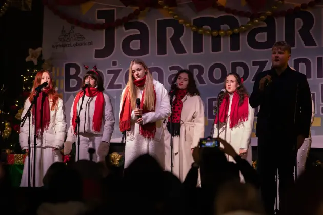 II Jarmark Bożonarodzeniowy w Lęborku przyciągnął tłumy mieszkańców i gości